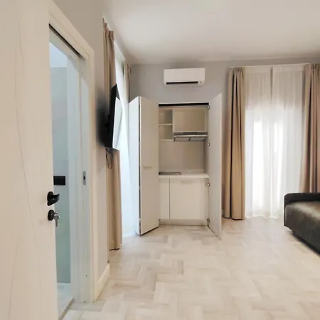 Daire Crystal Domus Roma