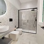 Crystal Domus Daire *