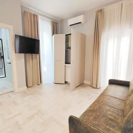 Apartment Crystal Domus Rome