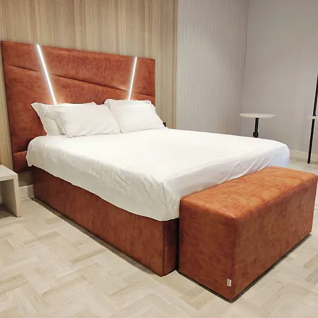 Crystal Domus Apartment